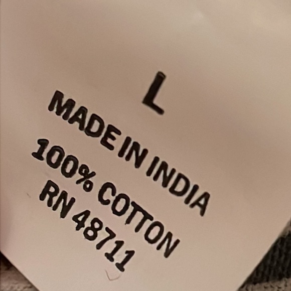 Falls Creek Short Sleeve Top. Size Large. Tropical Leaf Print . Sage Color. NWT! - Picture 5 of 6